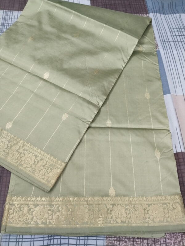 Handwoven Banarasi Pure Katan Silk Saree